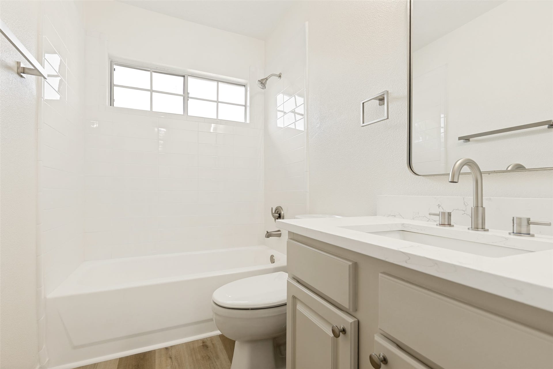 2412 Piney Woods Drive, Pearland, TX 77581 2412 Piney Woods Drive, Pearland, TX 77581