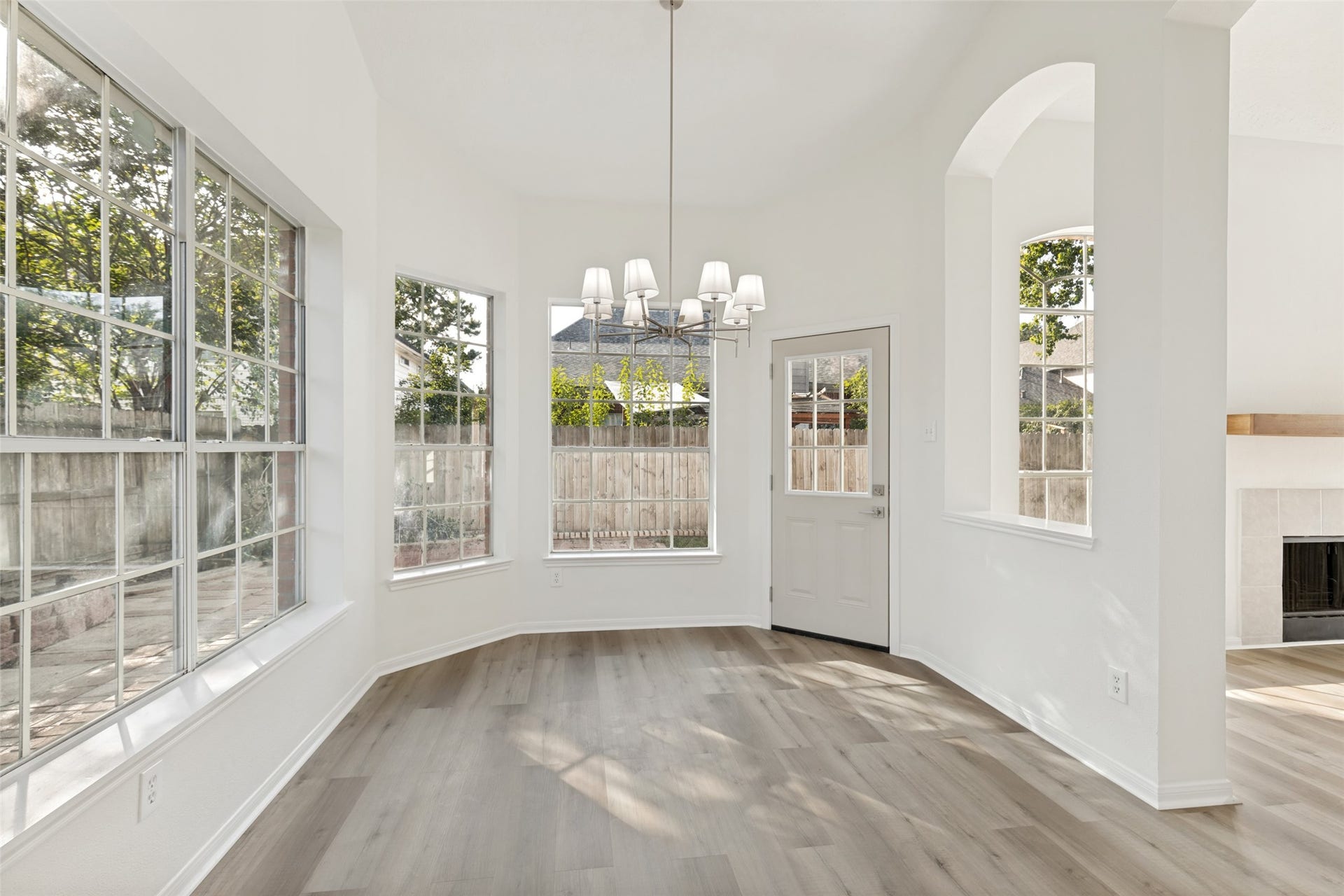 2412 Piney Woods Drive, Pearland, TX 77581 2412 Piney Woods Drive, Pearland, TX 77581
