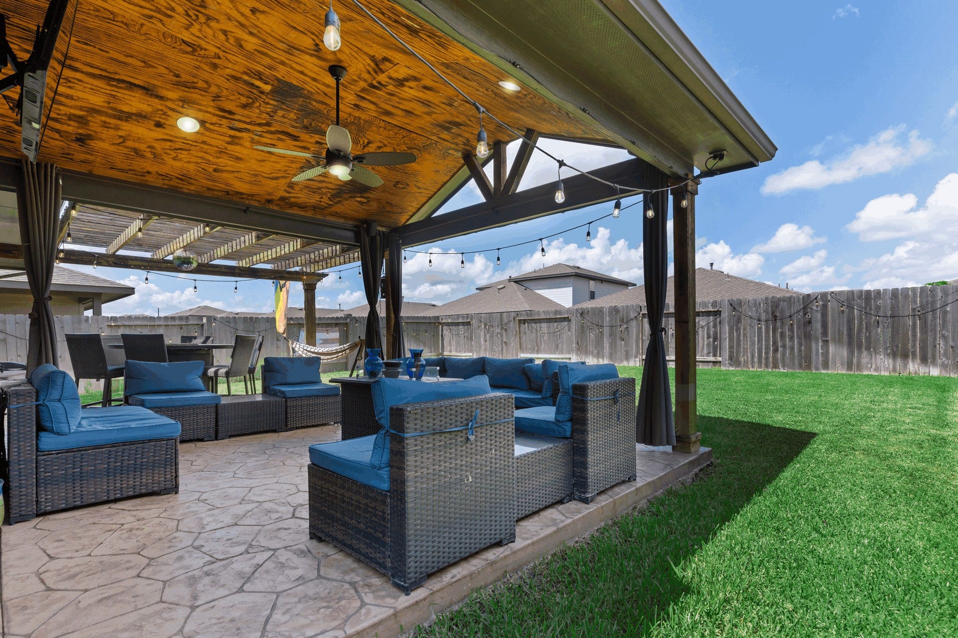 7510 Keystone Blossom Trail, Richmond, TX 77407 Wow, what amazing Outdoor Patio for all your Outdoor Fun!