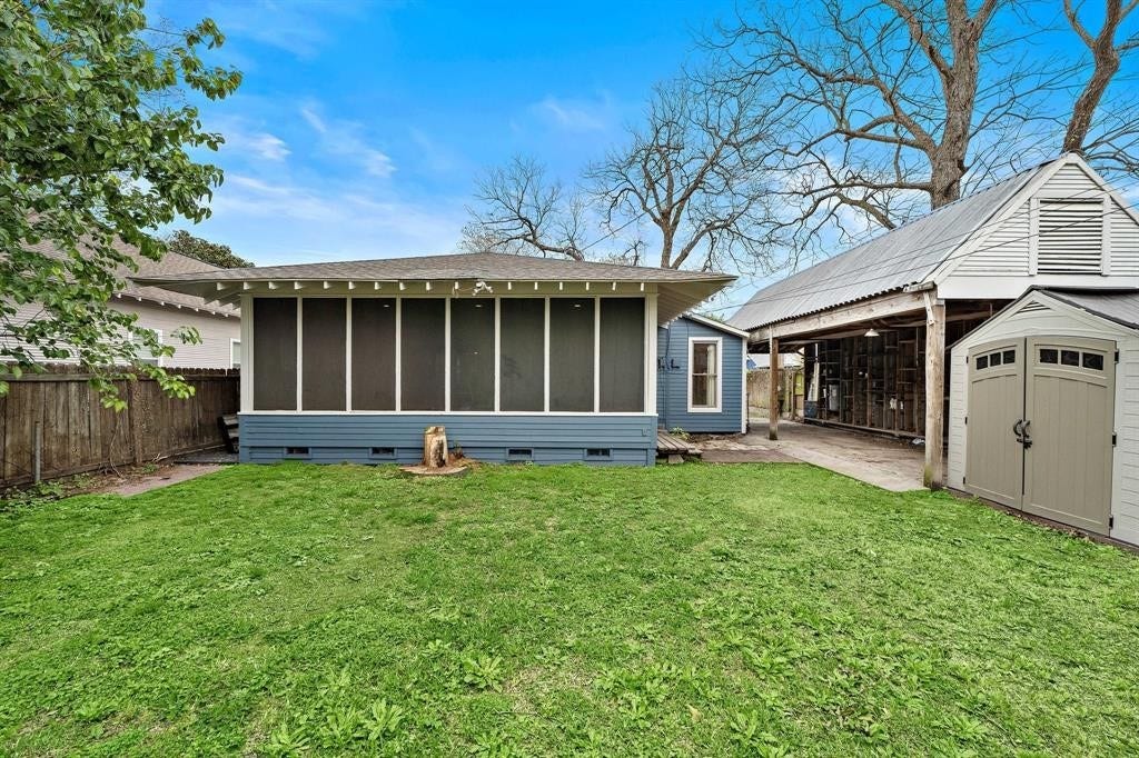 205 Vincent Street, Houston, TX 77009 205 Vincent Street, Houston, TX 77009