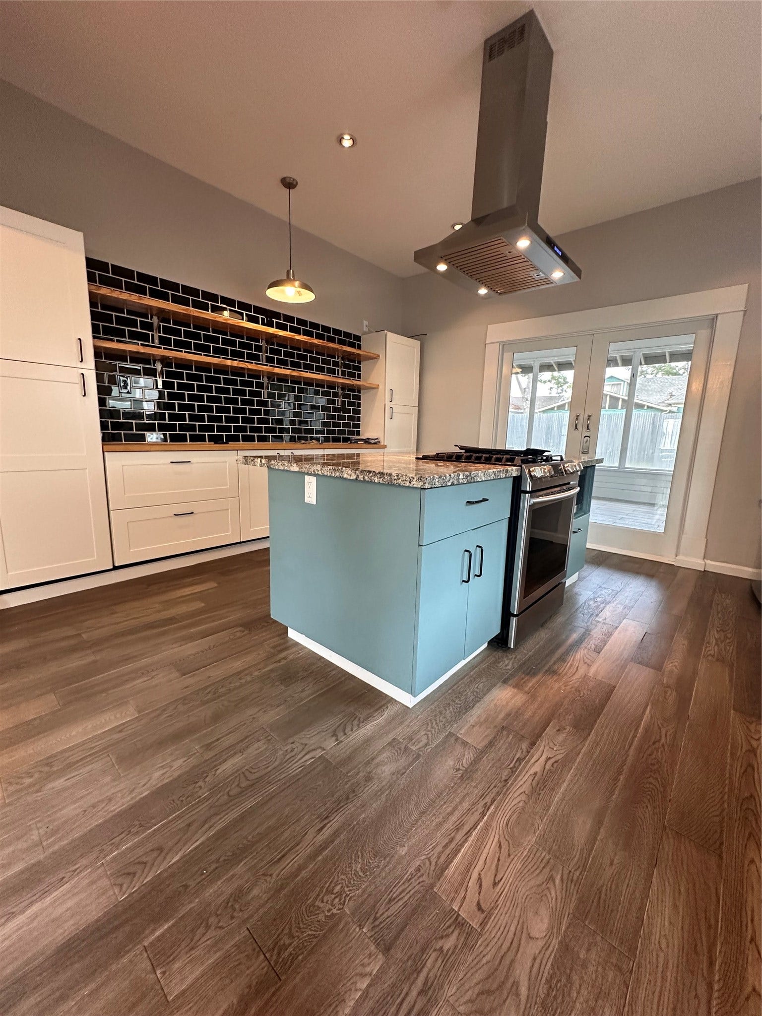 205 Vincent Street, Houston, TX 77009 205 Vincent Street, Houston, TX 77009