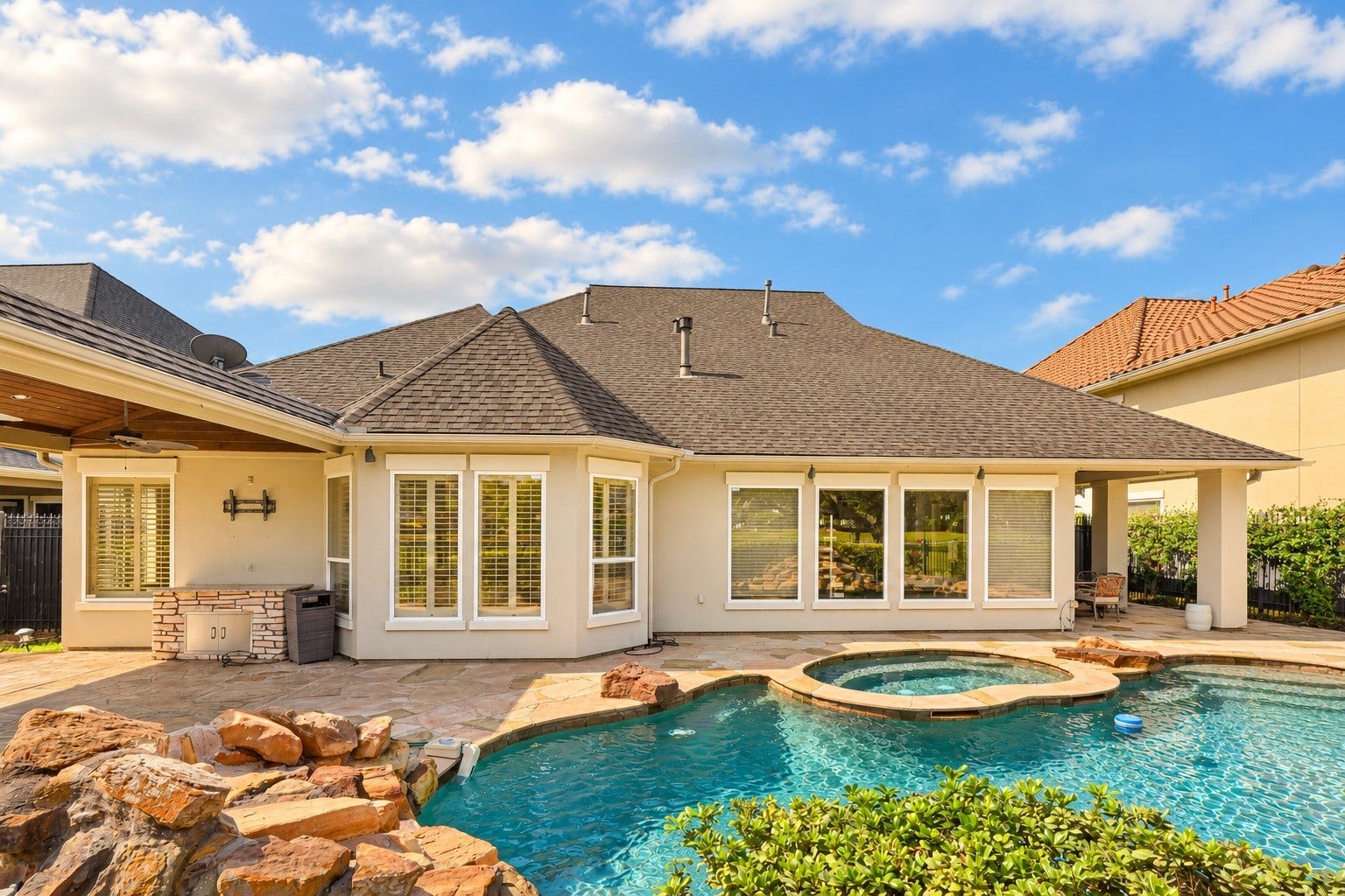 3339 Chartreuse Way, Houston, TX 77082 3339 Chartreuse Way, Houston, TX 77082