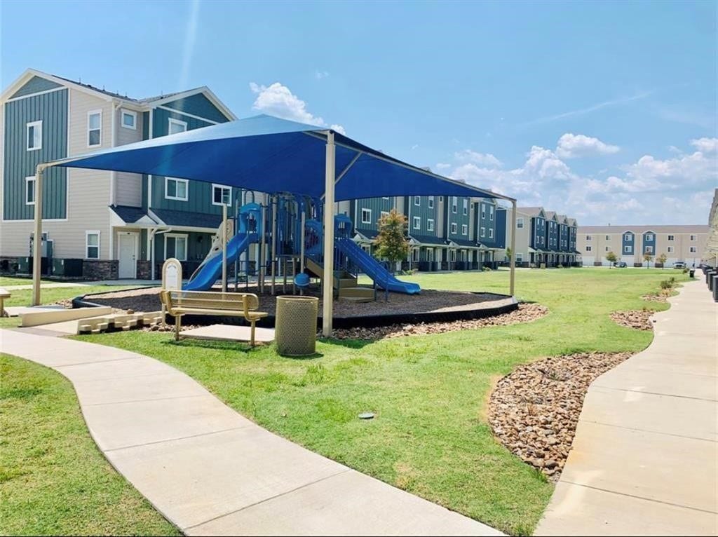 21155 Gosling Road, #9C, Spring, TX 77388