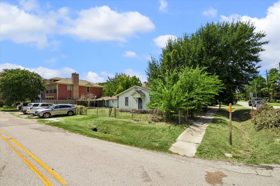 Property photo for 2543 Bevis Street, Houston, TX