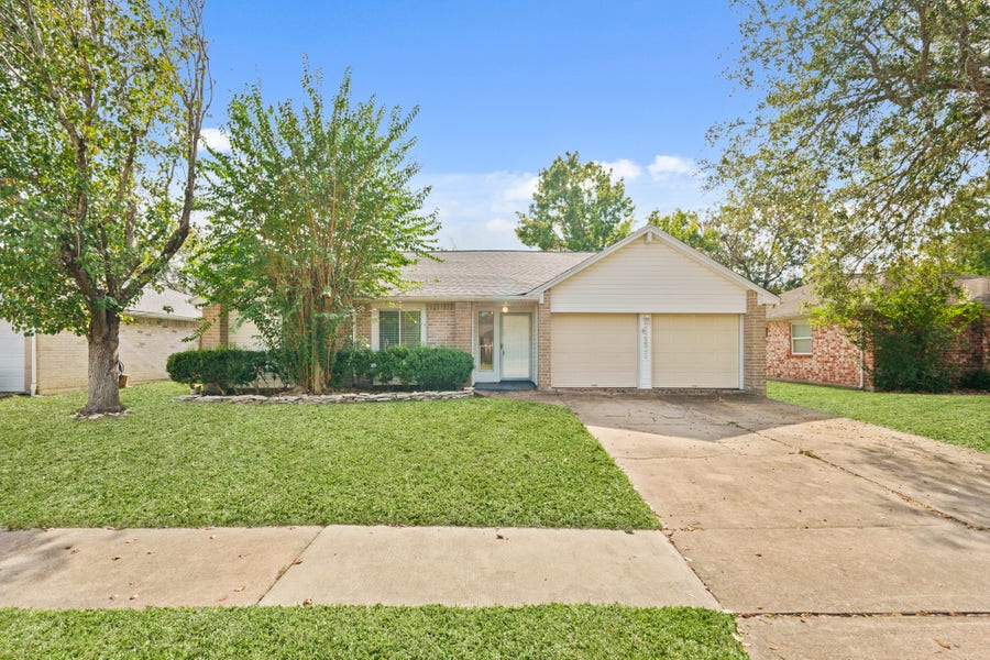 Property photo for 12831 Newberry Street, Sugar Land, TX