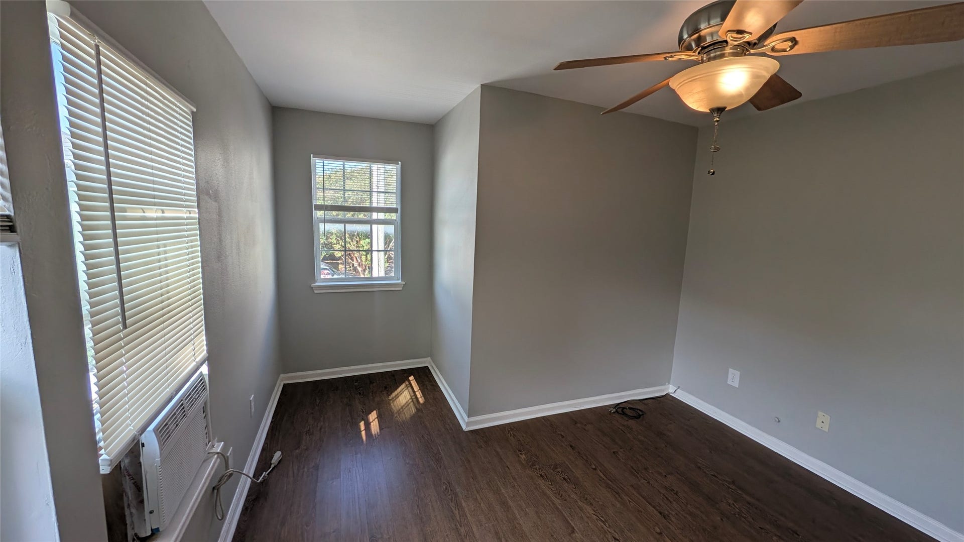 1207 Cushing Street, #2, Houston, TX 77019 1207 Cushing Street, #2, Houston, TX 77019