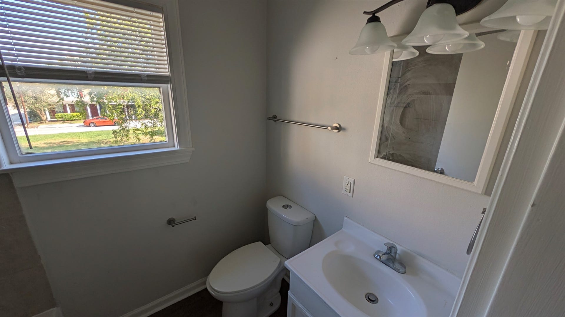 1207 Cushing Street, #2, Houston, TX 77019 1207 Cushing Street, #2, Houston, TX 77019