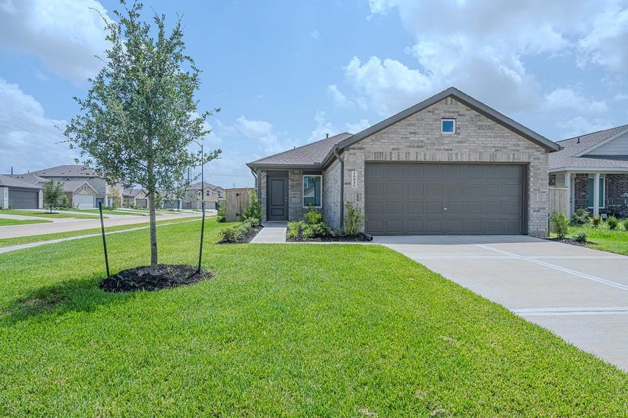 Property photo for 16850 Spotted Oak Drive, Hockley, TX