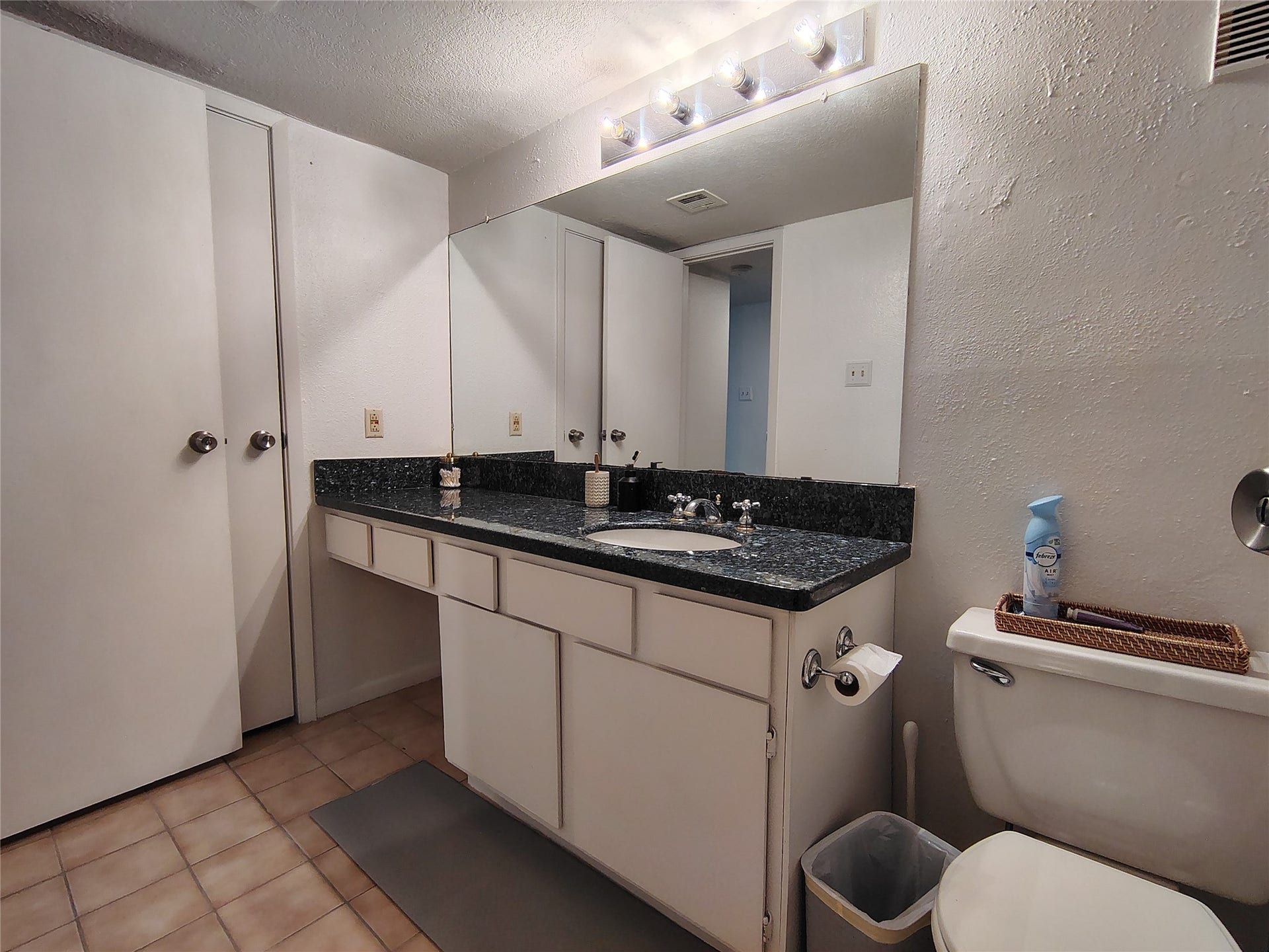 4001 Nasa Parkway, #117, El Lago, TX 77586 4001 Nasa Parkway, #117, El Lago, TX 77586