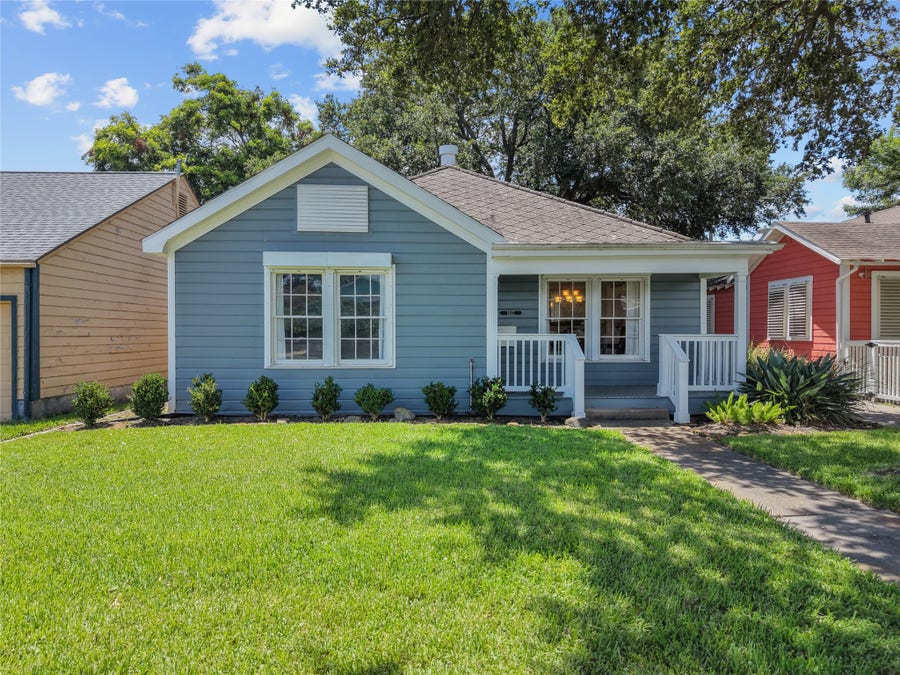 Property photo for 5017 Avenue N 1/2, Galveston, TX