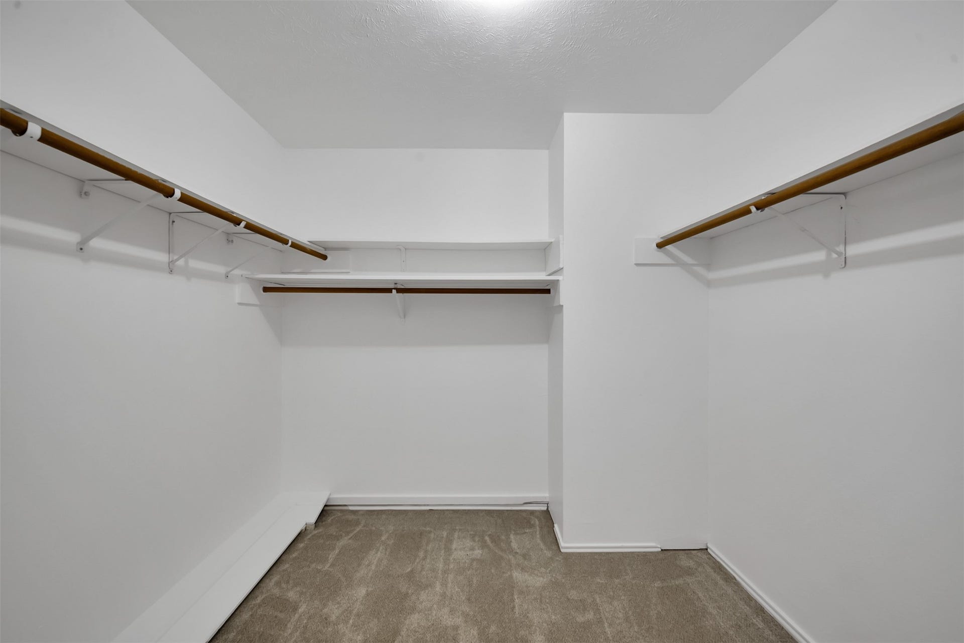 50 Brookflower Road, The Woodlands, TX 77380 50 Brookflower Road, The Woodlands, TX 77380