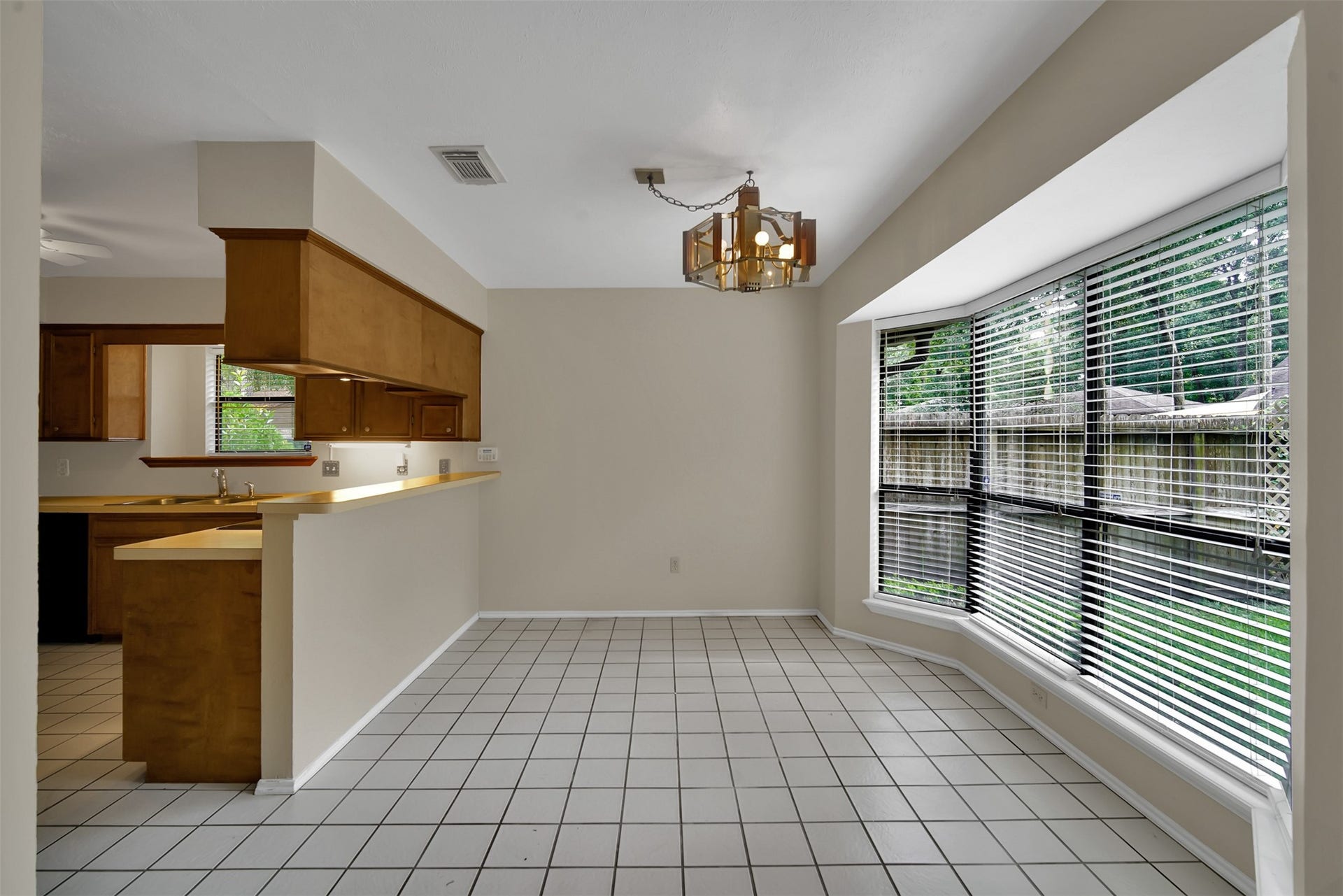50 Brookflower Road, The Woodlands, TX 77380 50 Brookflower Road, The Woodlands, TX 77380