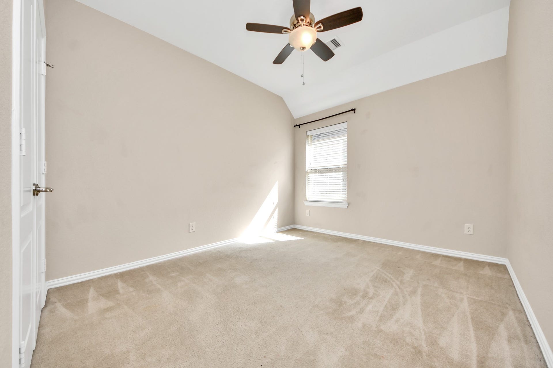 9239 Union Meadow Lane, Cypress, TX 77433 9239 Union Meadow Lane, Cypress, TX 77433