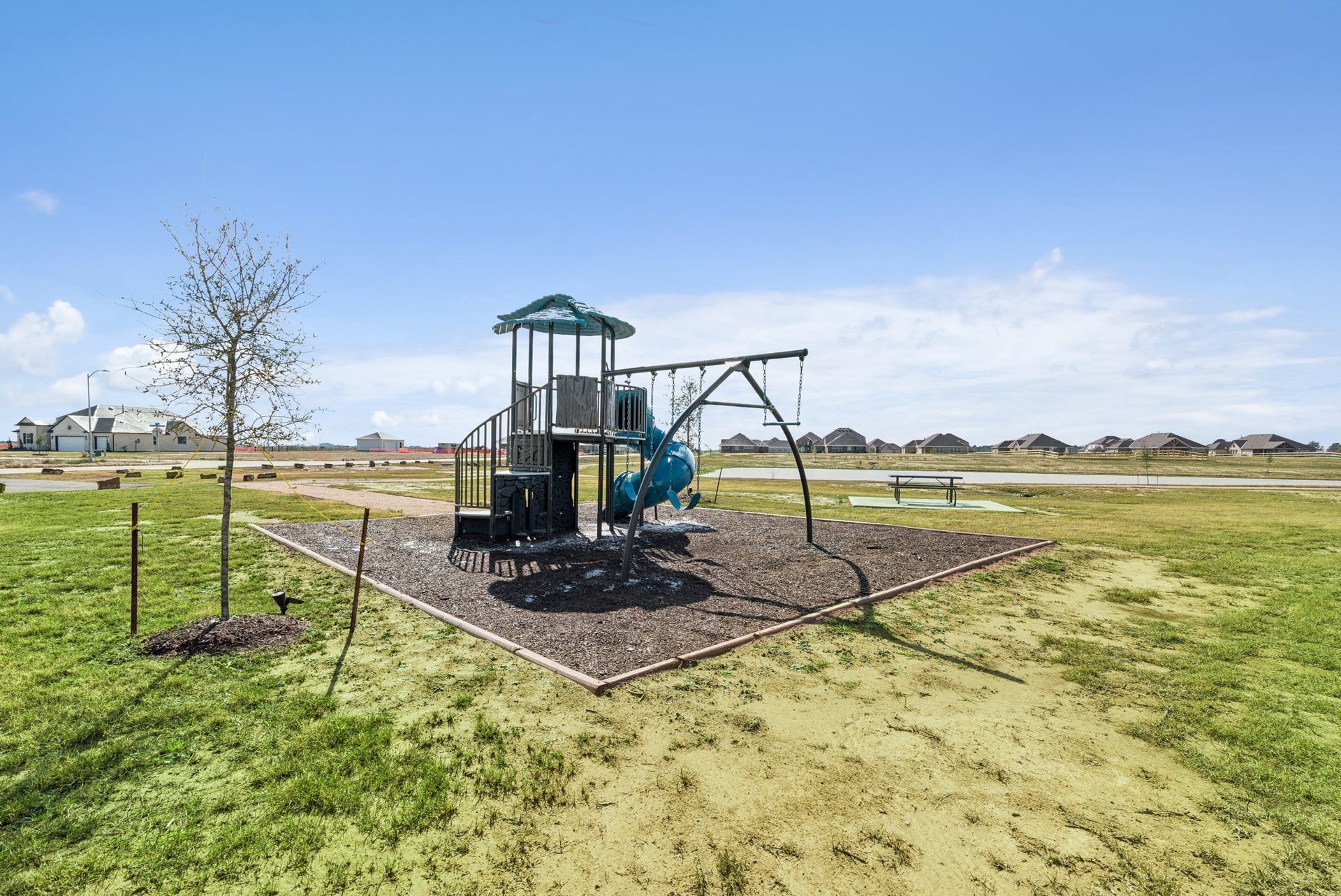402 Cane Crossing Lake Drive, Sealy, TX 77474 Cozy pocket park, perfect for enjoying the outdoors with the family