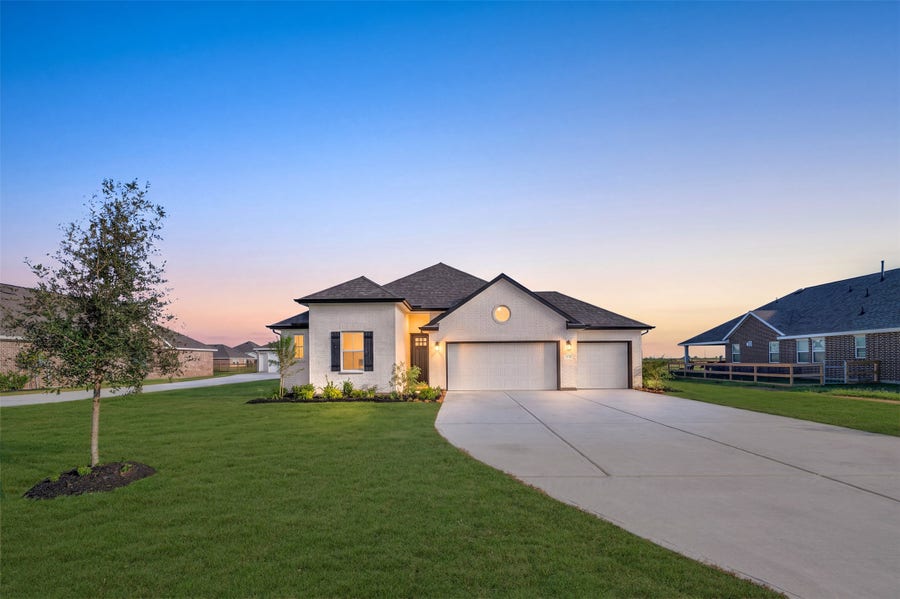 Property photo for 402 Cane Crossing Lake Drive, Sealy, TX