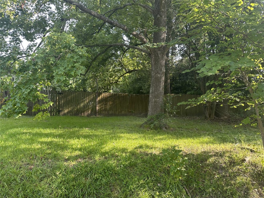 Property photo for 0 Grenshaw St, Houston, TX