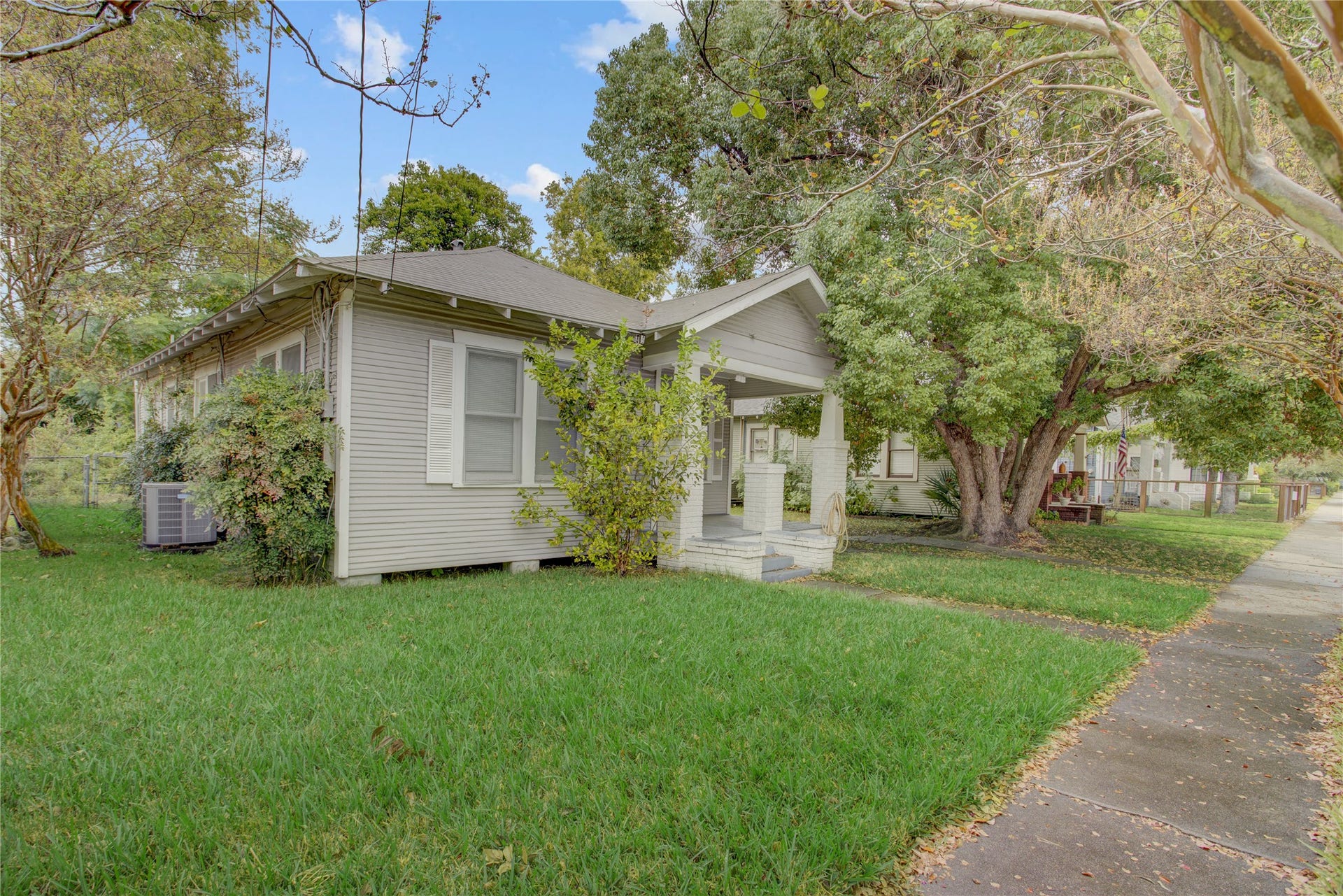 931 Gardner Street, Houston, TX 77009 931 Gardner Street, Houston, TX 77009