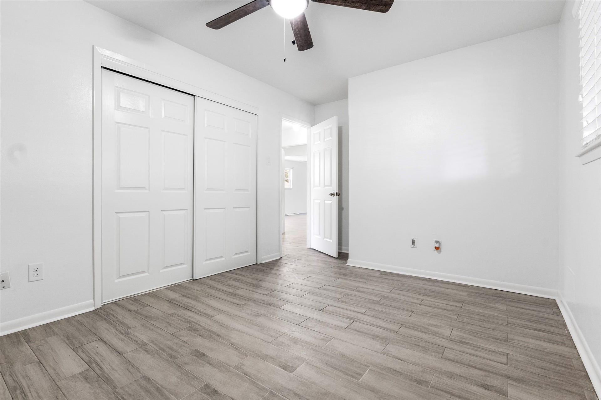 1215 Glenmore Drive, Pasadena, TX 77503 1215 Glenmore Drive, Pasadena, TX 77503