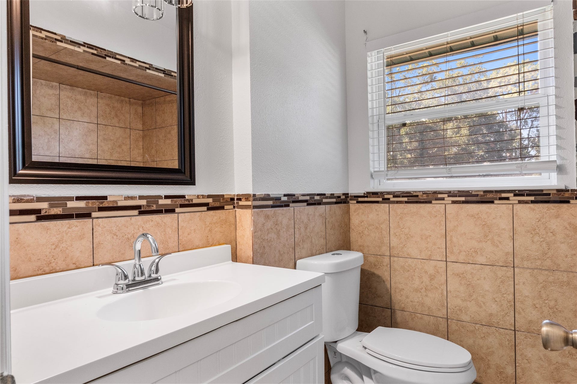 1215 Glenmore Drive, Pasadena, TX 77503 1215 Glenmore Drive, Pasadena, TX 77503