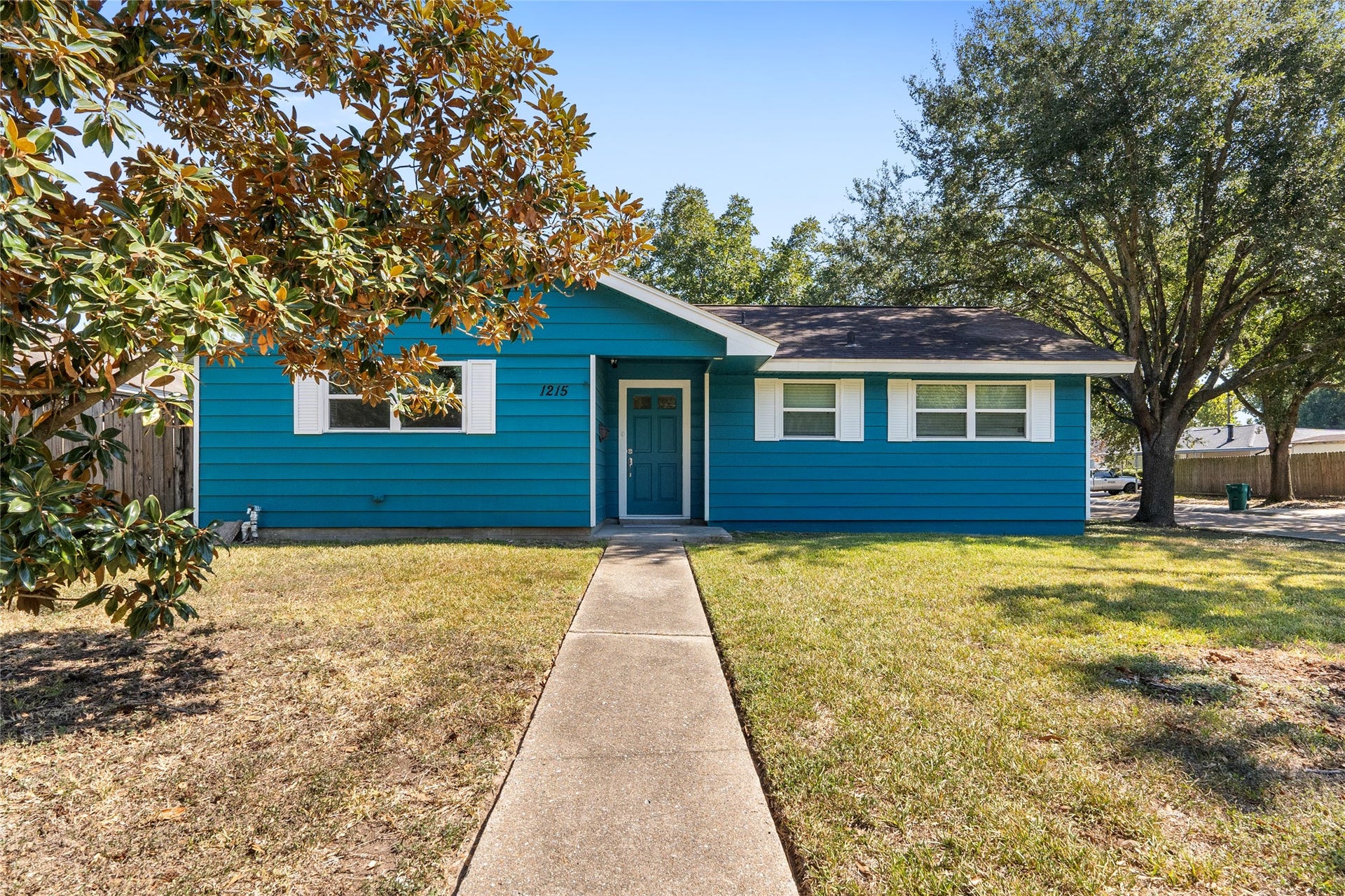 1215 Glenmore Drive, Pasadena, TX 77503 1215 Glenmore Drive, Pasadena, TX 77503
