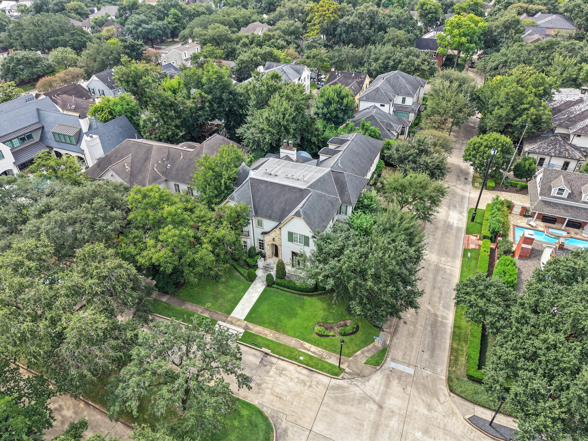 3223 Albans Road, West University Place, TX 77005 3223 Albans Road, West University Place, TX 77005