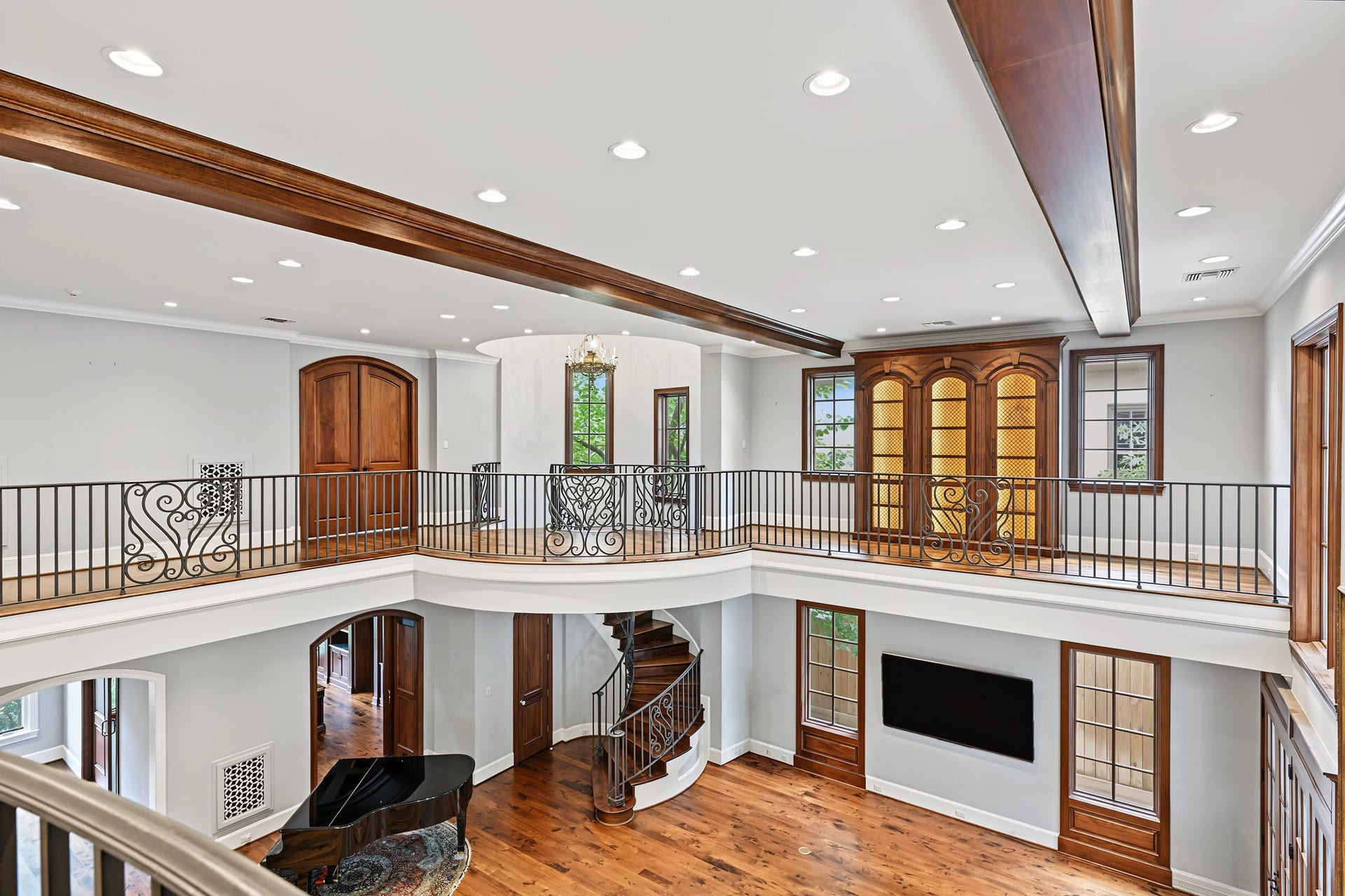 3223 Albans Road, West University Place, TX 77005 3223 Albans Road, West University Place, TX 77005
