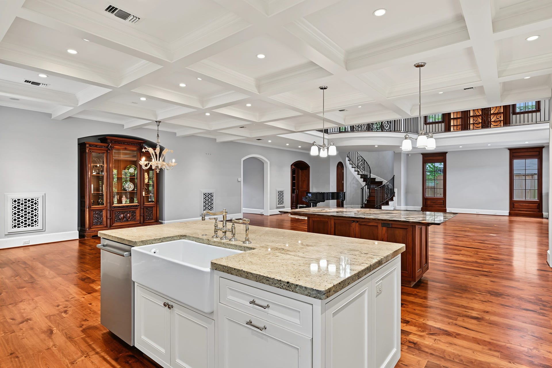 3223 Albans Road, West University Place, TX 77005 3223 Albans Road, West University Place, TX 77005
