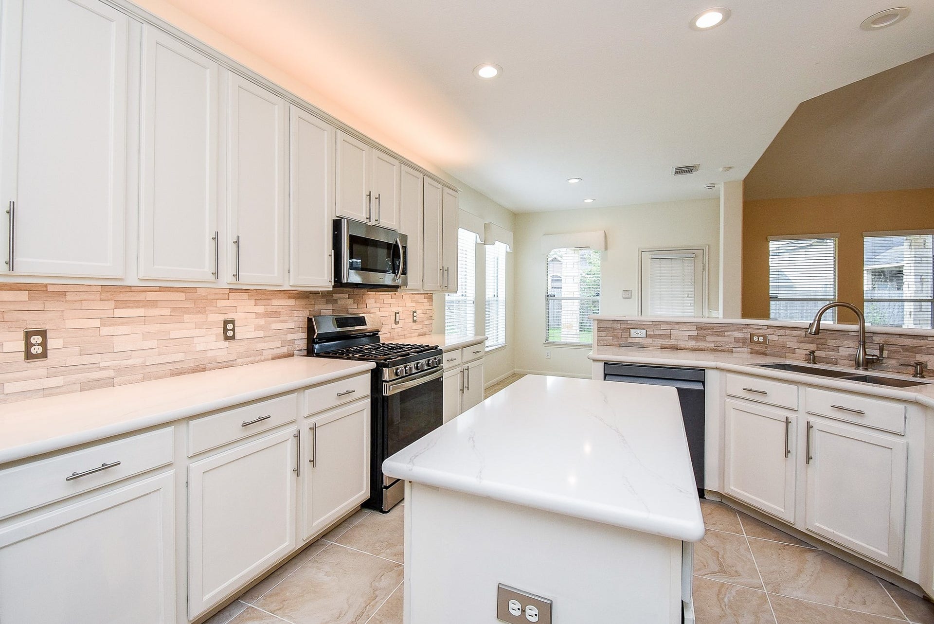 21410 Pebble Grove Court, Richmond, TX 77407 21410 Pebble Grove Court, Richmond, TX 77407