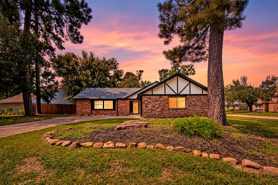 Property photo for 17811 Hawk Haven Lane, Spring, TX