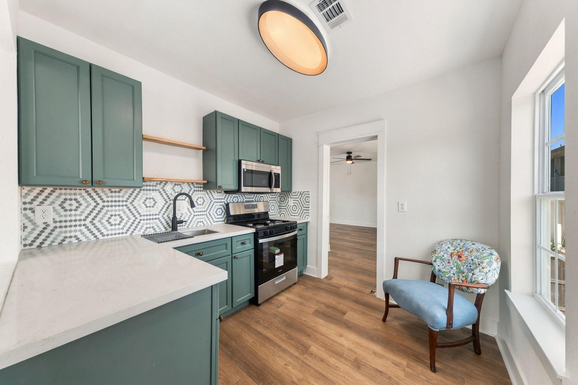 925 Cortlandt Street, Houston, TX 77008 925 Cortlandt Street, Houston, TX 77008