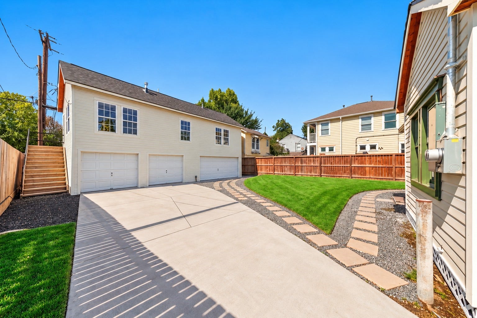 925 Cortlandt Street, Houston, TX 77008 925 Cortlandt Street, Houston, TX 77008
