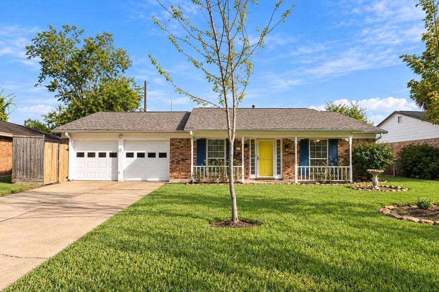 Property photo for 6002 Saxon Drive, Houston, TX