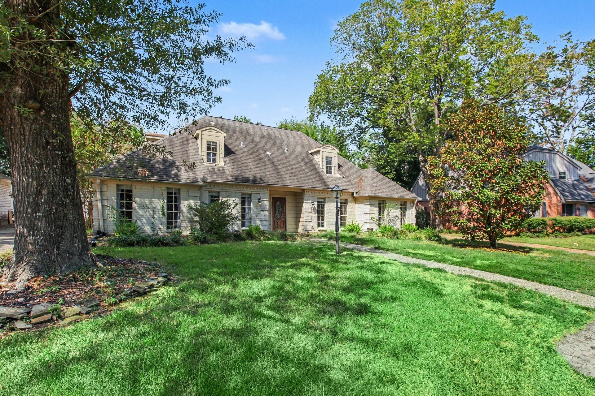 Your opportunity to create a beautiful home in a desirable established neighborhood.