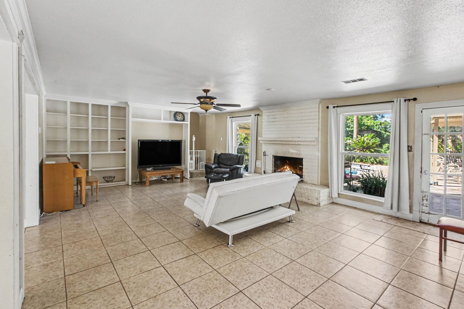 The spacious main living room