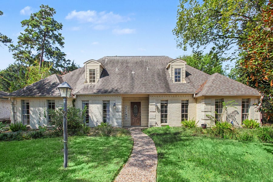 Property photo for 17807 Loring Lane, Spring, TX