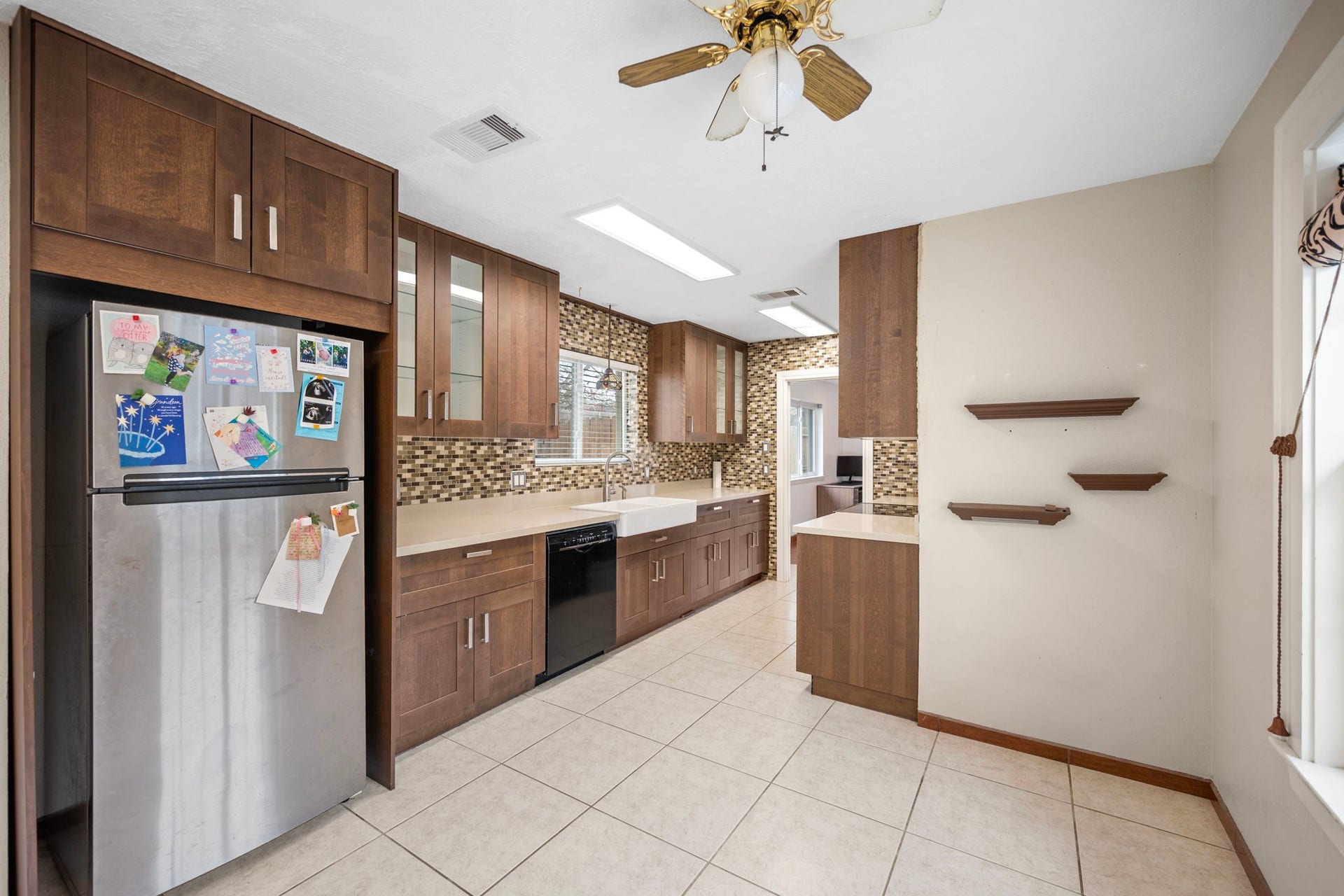 2327 Colonial Ridge Drive, Friendswood, TX 77546 2327 Colonial Ridge Drive, Friendswood, TX 77546