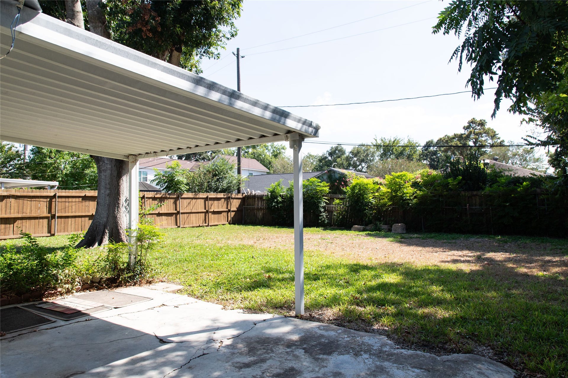 4013 Woodfin Street, Houston, TX 77025 4013 Woodfin Street, Houston, TX 77025