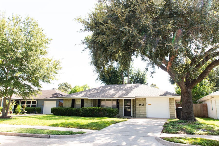 Property photo for 4013 Woodfin Street, Houston, TX