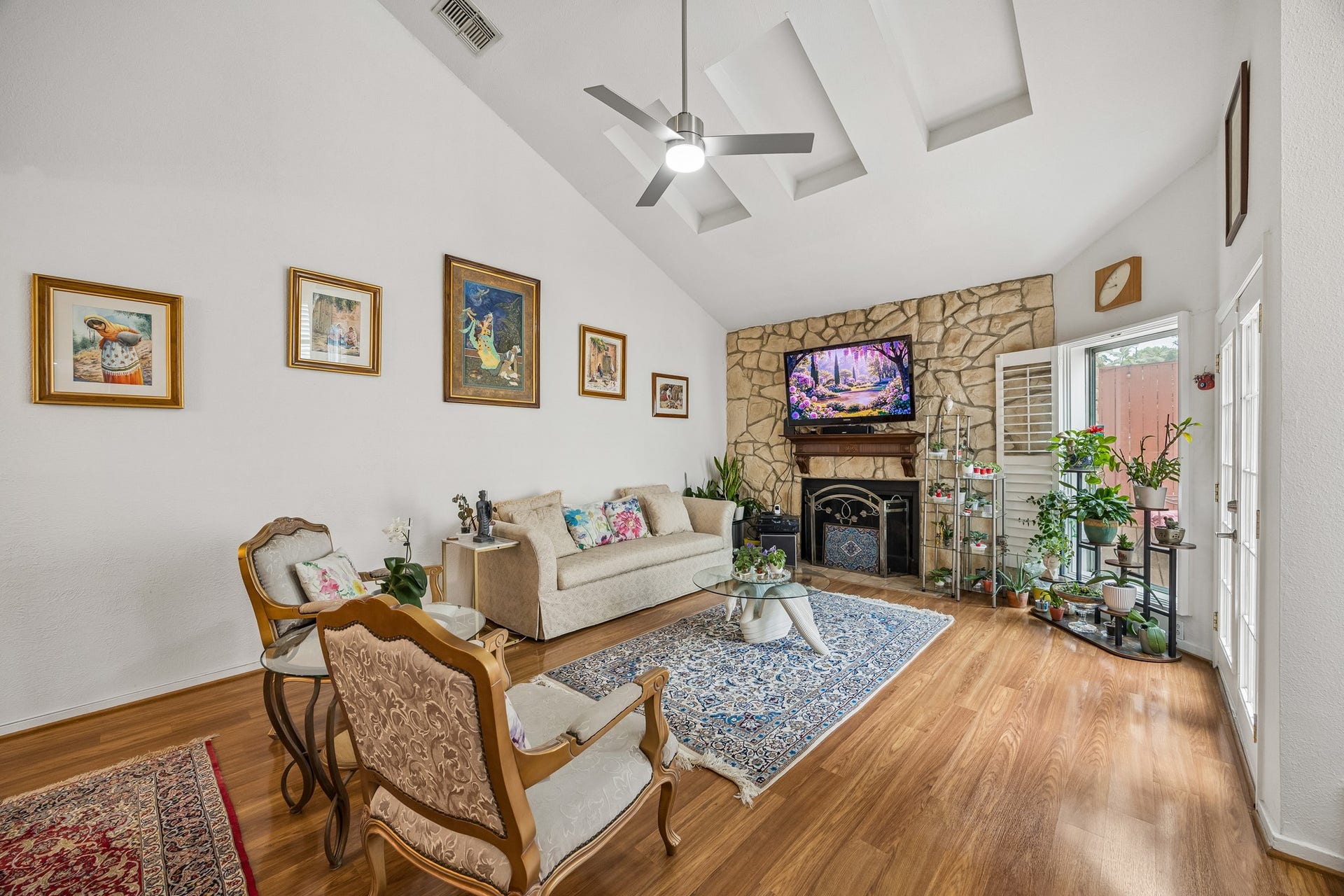 1829 Bering Drive, #15, Houston, TX 77057 1829 Bering Drive, #15, Houston, TX 77057