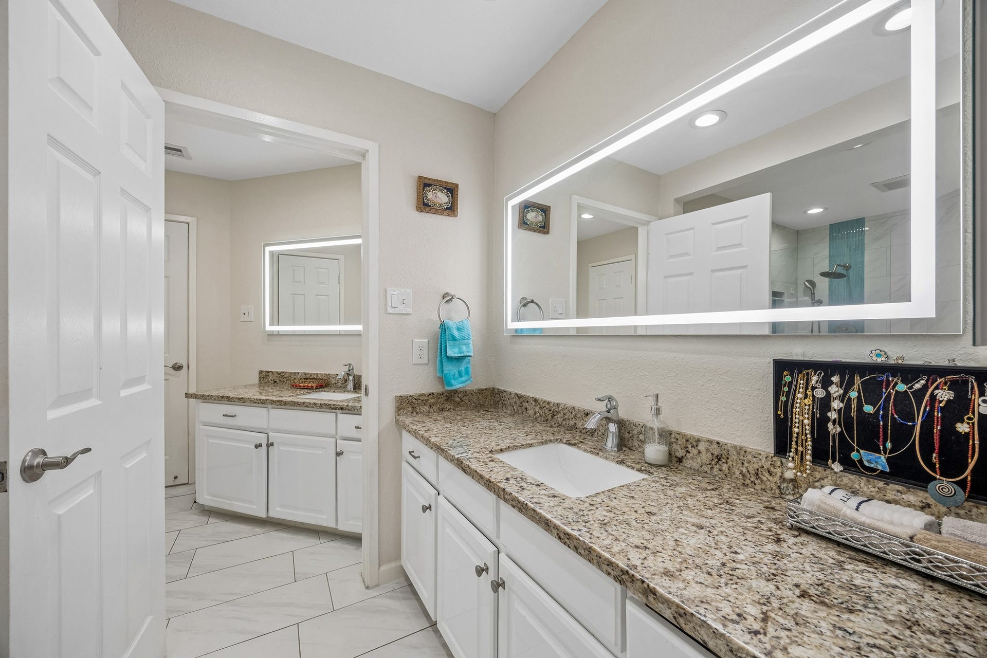 1829 Bering Drive, #15, Houston, TX 77057 1829 Bering Drive, #15, Houston, TX 77057