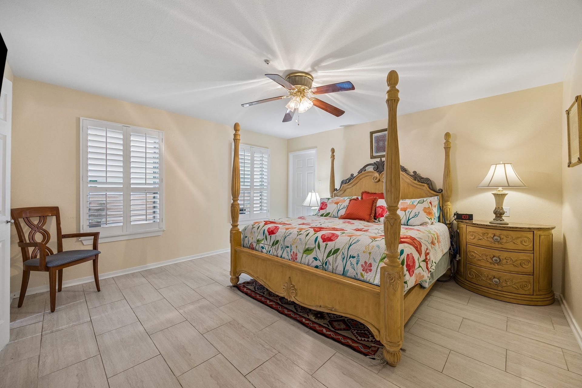 1829 Bering Drive, #15, Houston, TX 77057 1829 Bering Drive, #15, Houston, TX 77057