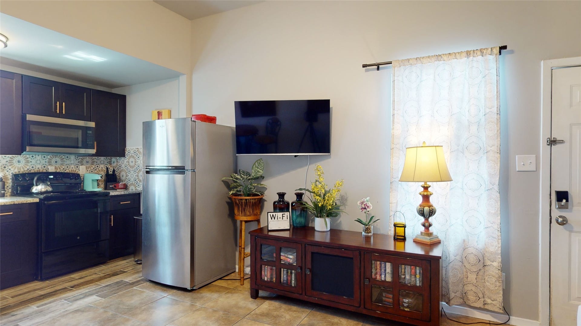 4507 W Bayshore Drive, Bacliff, TX 77518 4507 W Bayshore Drive, Bacliff, TX 77518
