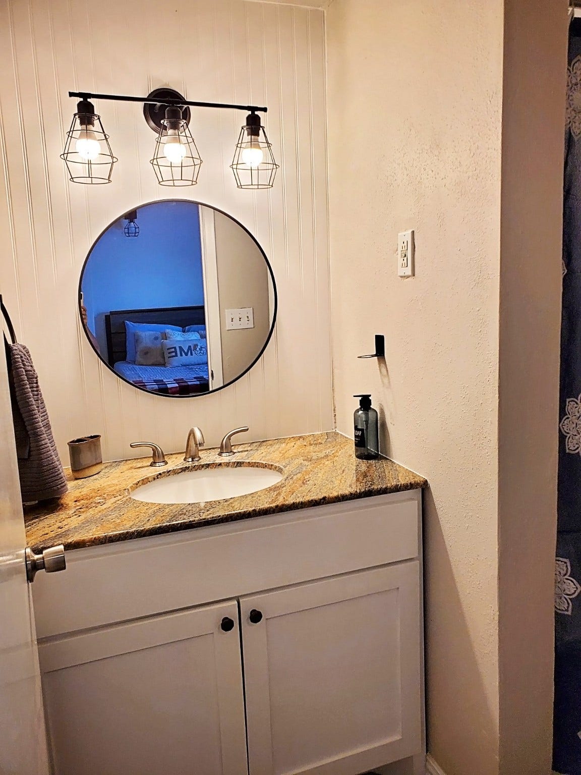4507 W Bayshore Drive, Bacliff, TX 77518 4507 W Bayshore Drive, Bacliff, TX 77518
