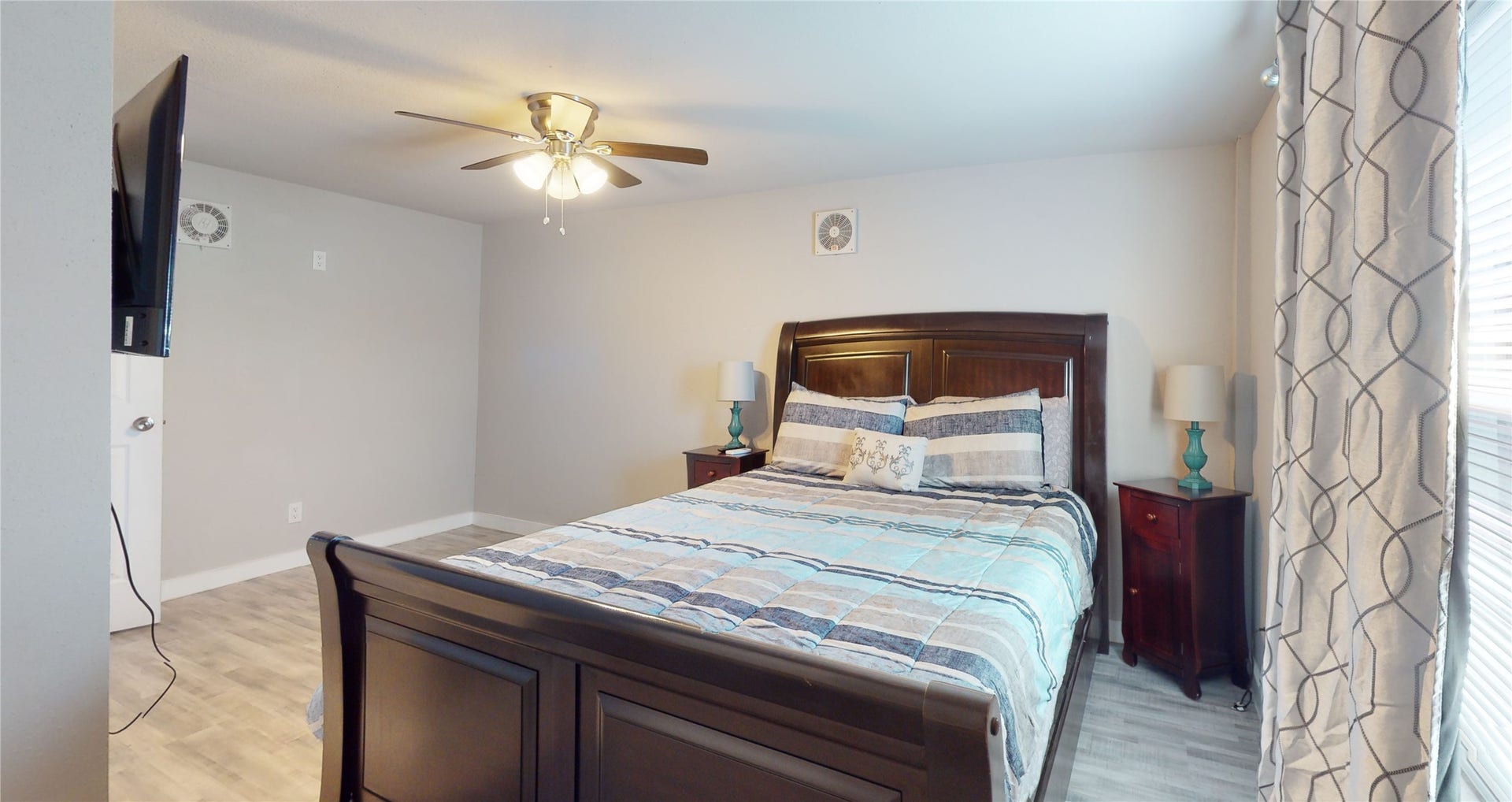 4507 W Bayshore Drive, Bacliff, TX 77518 4507 W Bayshore Drive, Bacliff, TX 77518