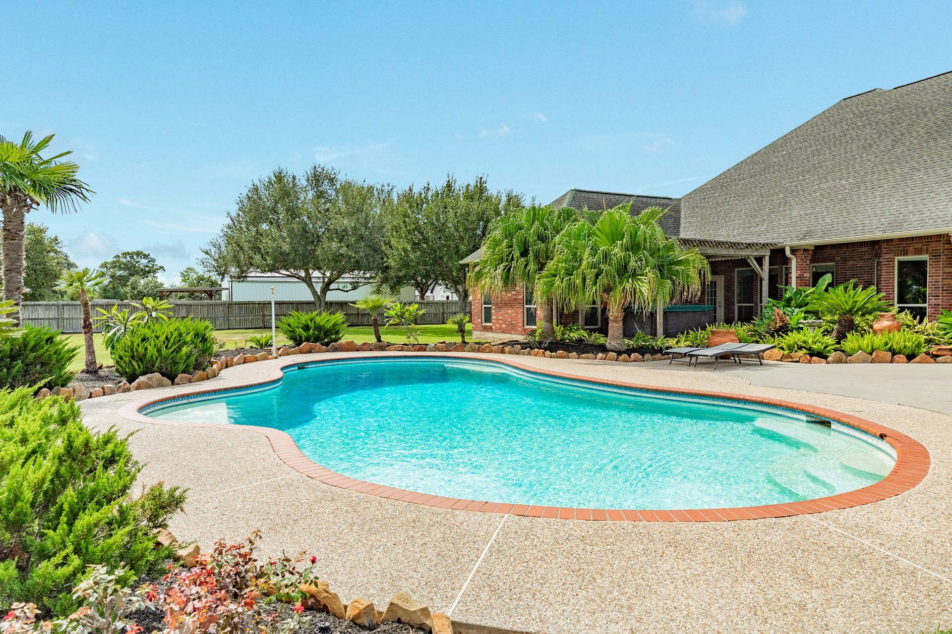 16337 County Road 171, Danbury, TX 77534 16337 County Road 171, Danbury, TX 77534