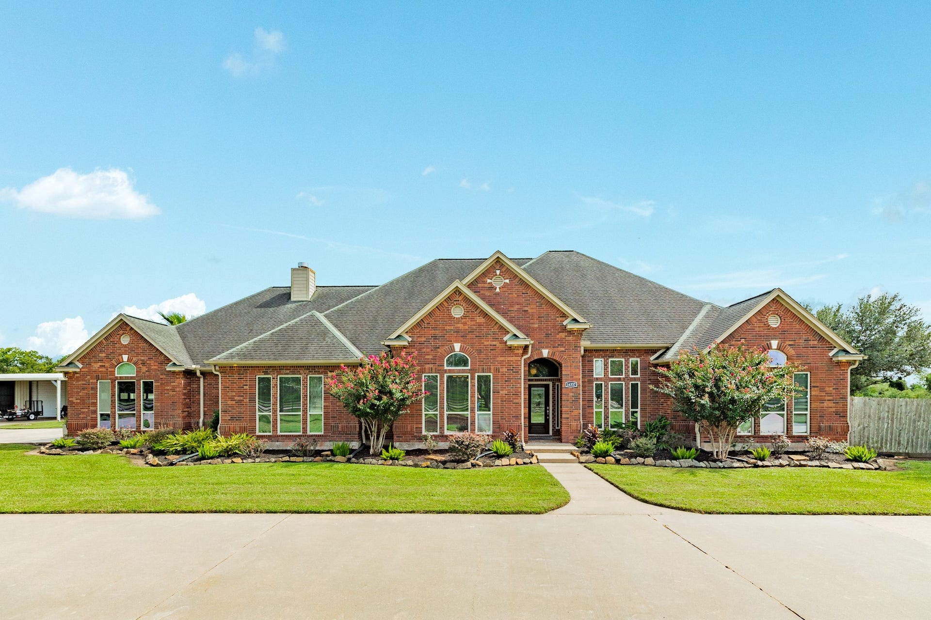 16337 County Road 171, Danbury, TX 77534 16337 County Road 171, Danbury, TX 77534