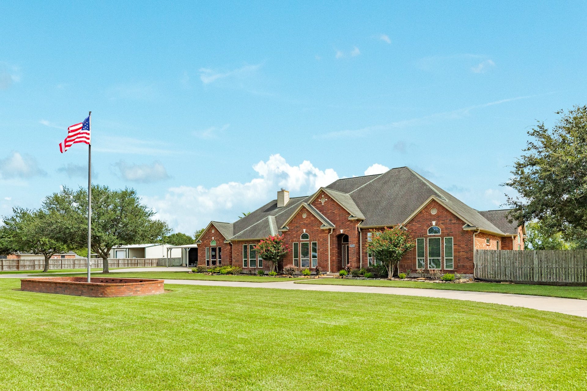 16337 County Road 171, Danbury, TX 77534 16337 County Road 171, Danbury, TX 77534