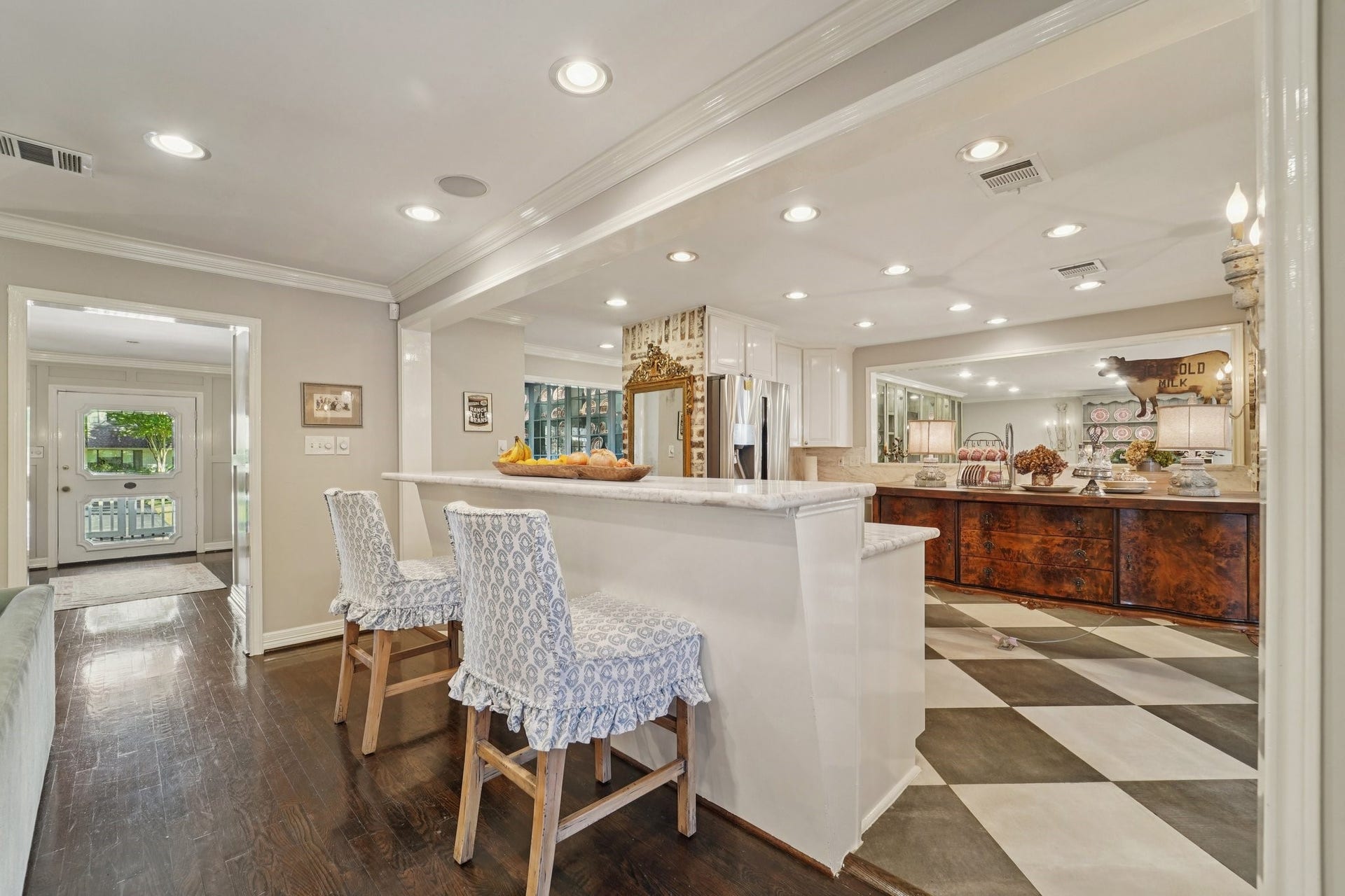 11403 Holidan Way, Hedwig Village, TX 77024