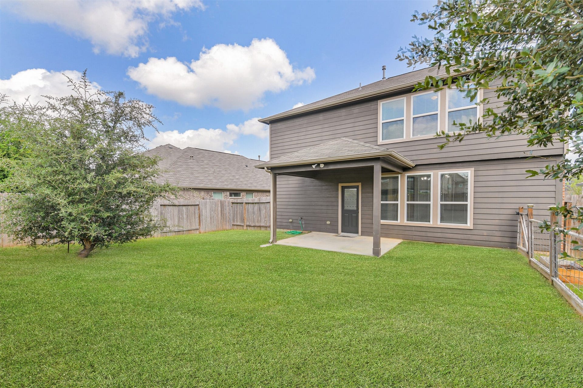 2824 Beech River Court, Conroe, TX 77301 2824 Beech River Court, Conroe, TX 77301