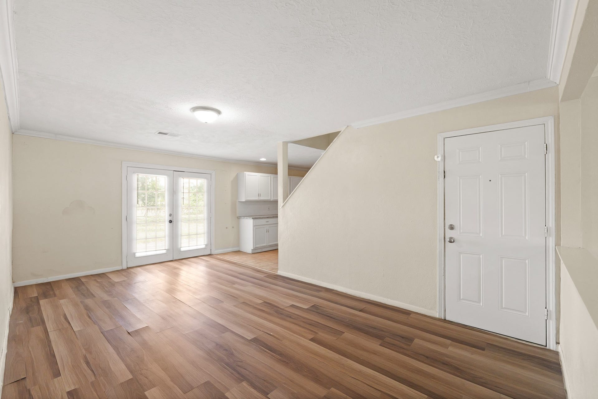 515 Lloyd Lane, Baytown, TX 77521